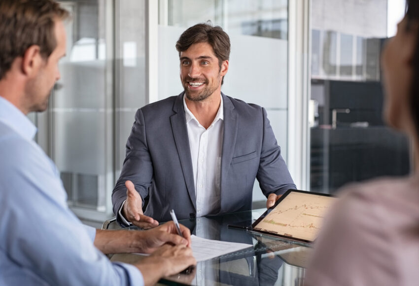 Public adjuster helping client in insurance mediation