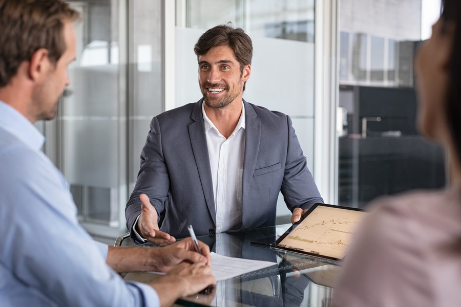 Public adjuster helping client in insurance mediation